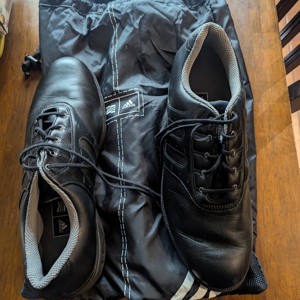 Adidas Black Athletic Shoes with Low-Top Design